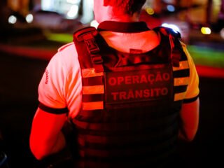 orienta sobre trânsito