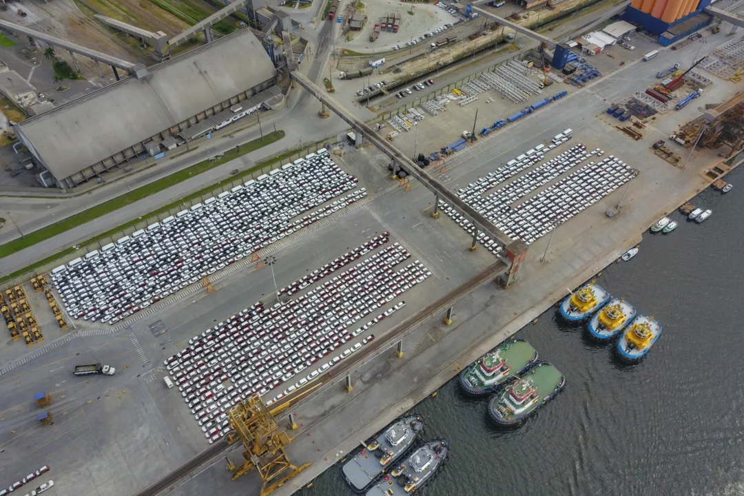 Paraná Surpreende! Exportações de automóveis disparam 73,7%, impulsionando a economia do estado. Descubra como o Paraná alcança o 5º lugar no Brasil.