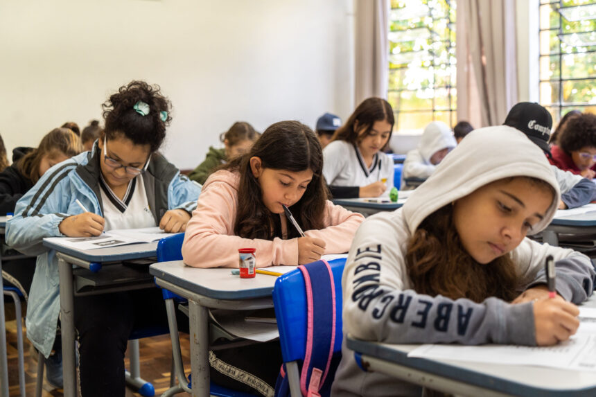 Alunos na sala de aula