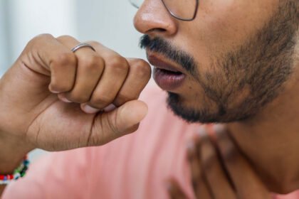 Vírus sincicial respiratório (VSR) e Influenza A, SARS-CoV-2, Influenza B, rinovírus, metapneumovírus