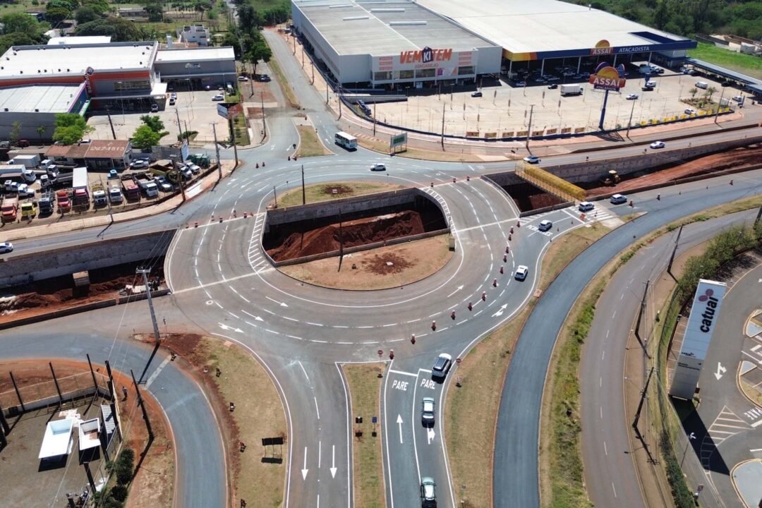 Trevo do Catuaí terá rotatória liberada neste domingo