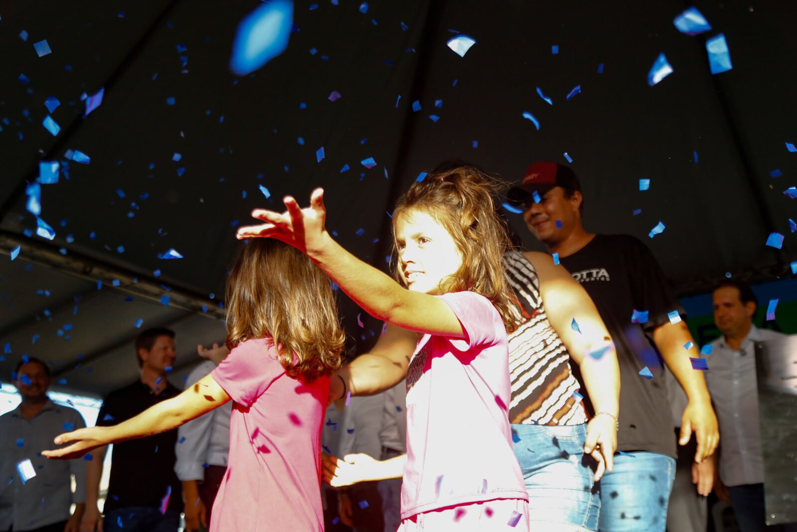Ratinho Junior inaugura bairro planejado com 371 casas em Assis Chateaubriand