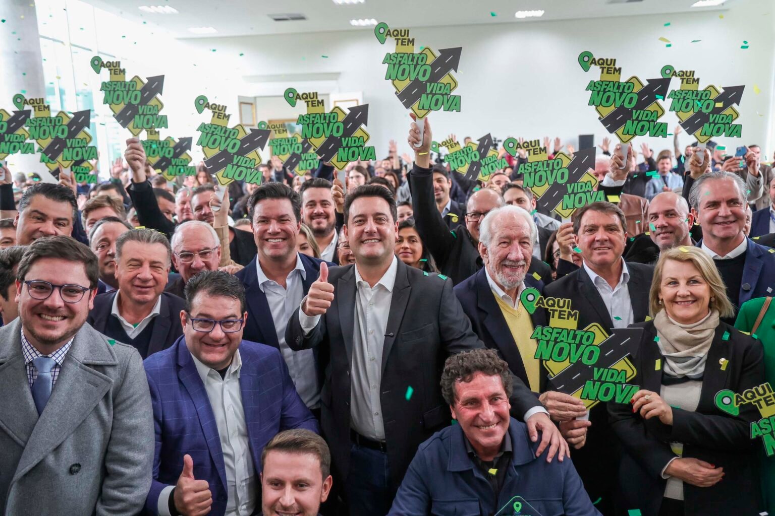 Paraná amplia programa Asfalto Novo, Vida Nova e investe R$ 580 milhões na pavimentação urbana