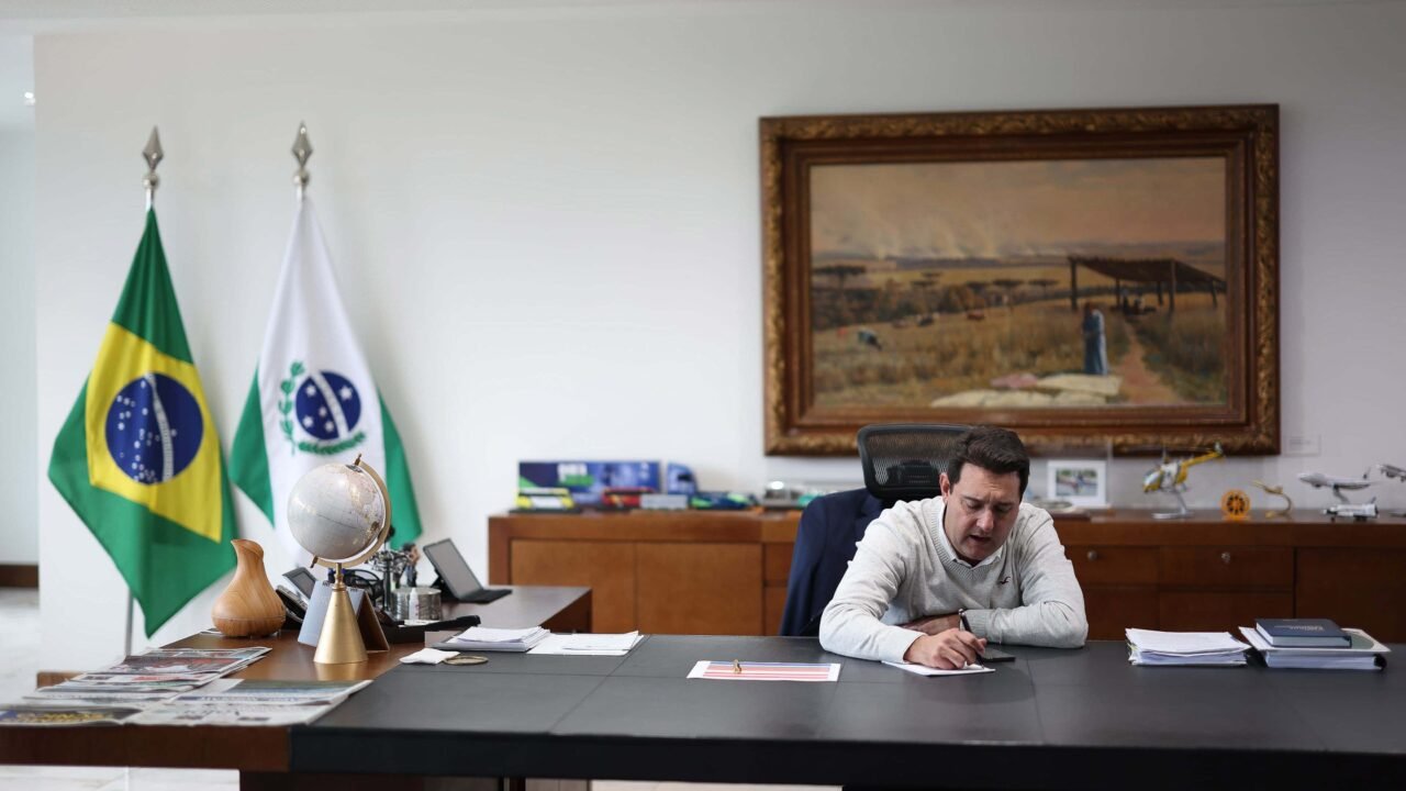 Paraná e Seis Estados Brasileiros Superam Dívidas com Caixa Positivo