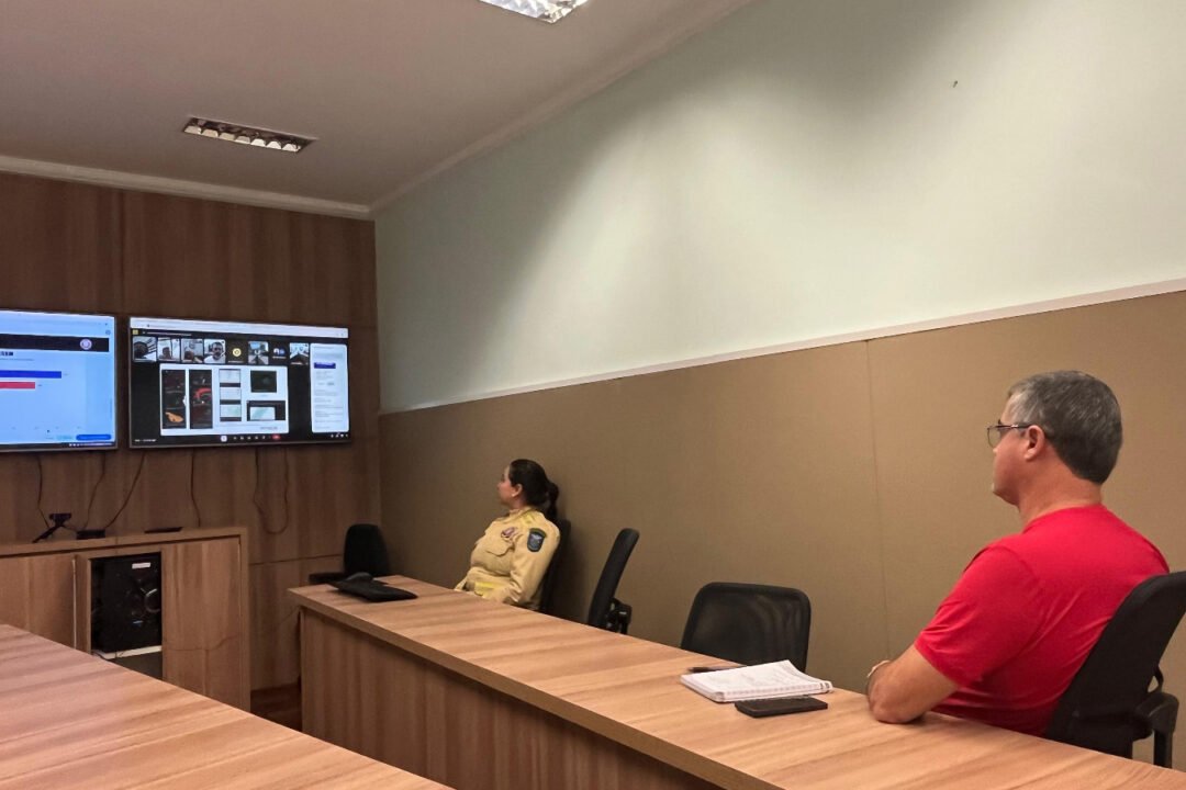 Incêndios florestais caem 50% em agosto, mas tempo seco em setembro preocupa