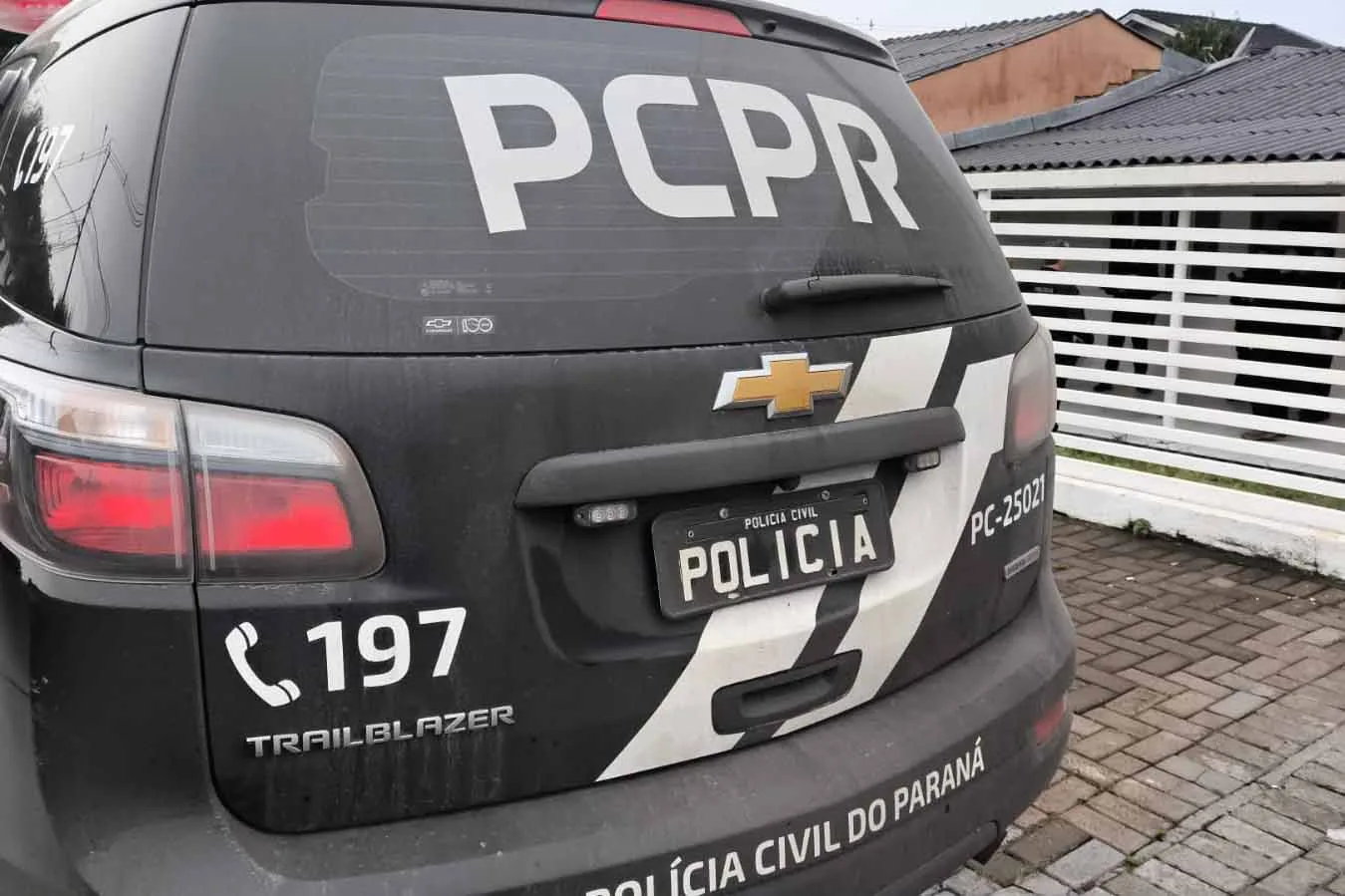 Viatura da Polícia Civil do Paraná (PCPR) 