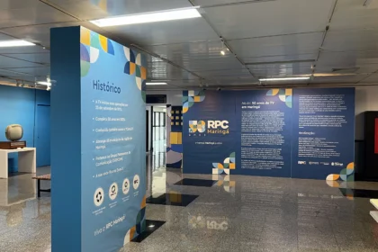 Audiovisual: exposição interativa Inédita sobre 50 anos da TV em Maringá é aberta no Teatro Calil Haddad